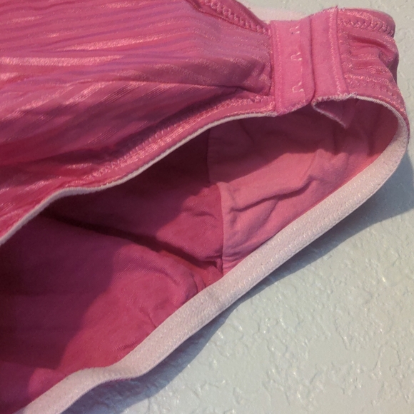 Pink bodysuit - Picture 6 of 9